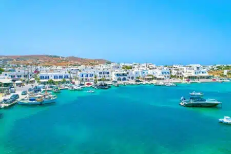 Explorez Antiparos en toute simplicité 