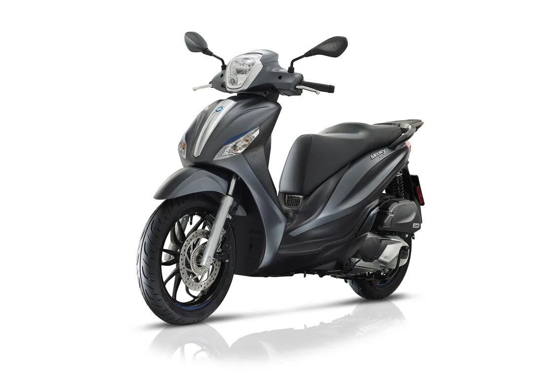 Cat C2 – Piaggio Medley 125