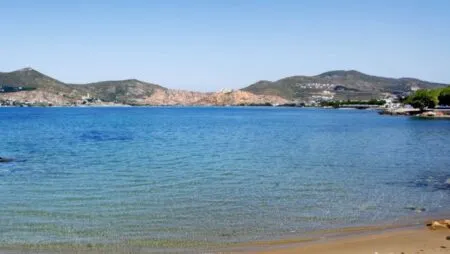 Fykia Beach in Paros: Everything you need to know